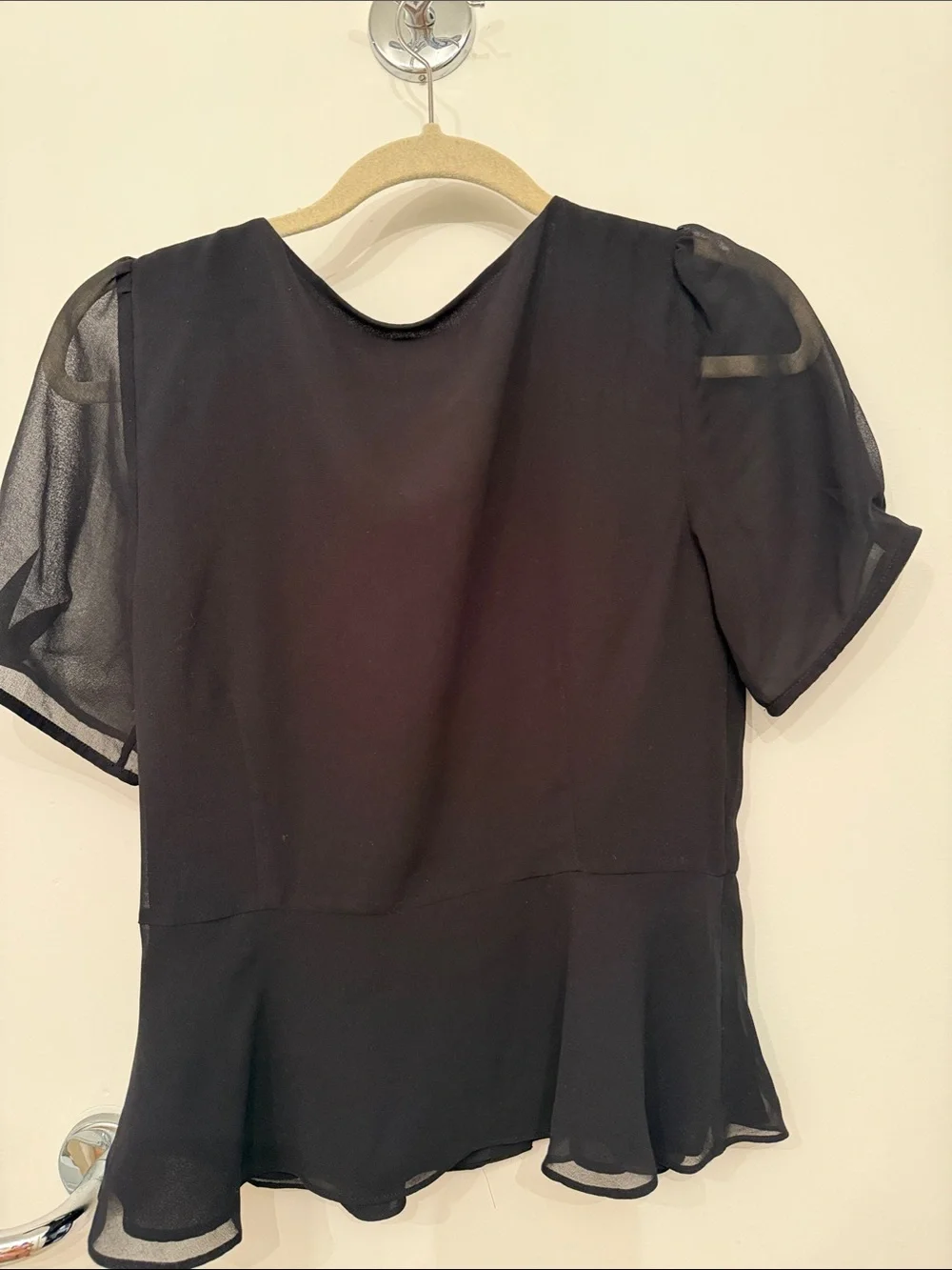 Aritzia Wilfred Black V-Neck Button Front Women's Top - Picture 2 of 3